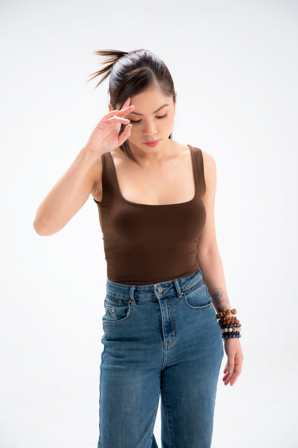 HAZEL BASIC SQUARE NECK